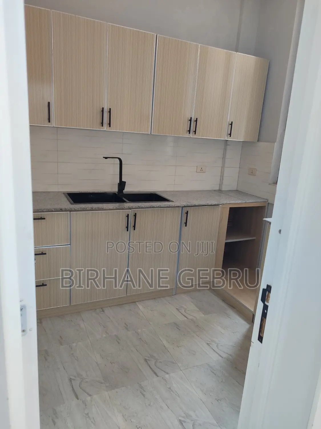 2bedroom 40/60 Condominum Rent