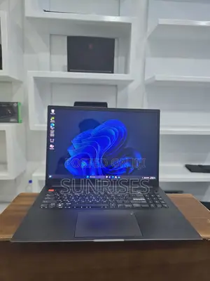 New Laptop Asus Vivobook 16 16GB Intel Core I7 SSD 1T