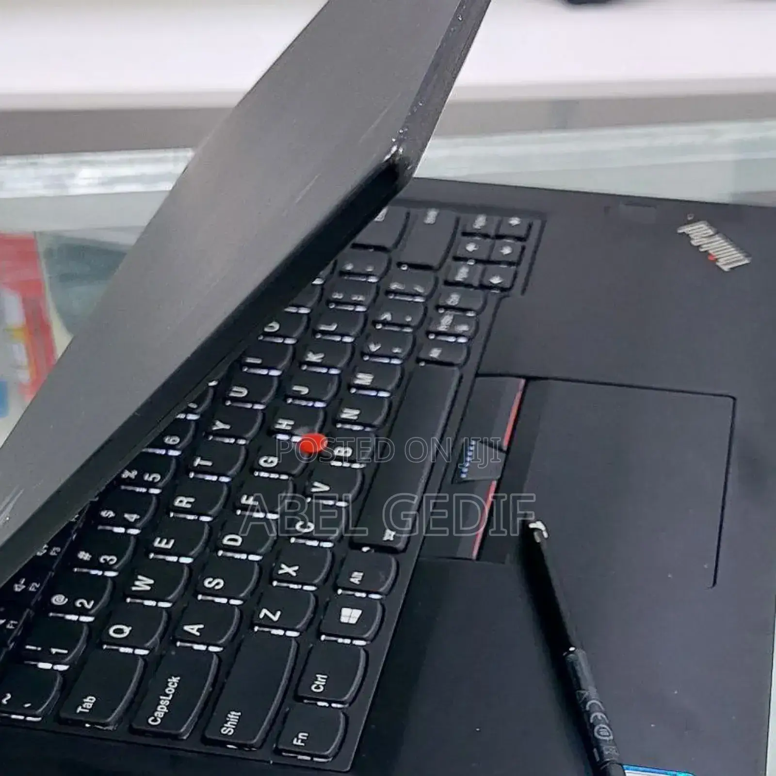 New Laptop Lenovo ThinkPad Yoga 370 16GB Intel Core I5 SSD 512GB