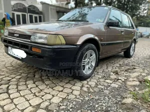 Toyota Corolla 1986 Brown