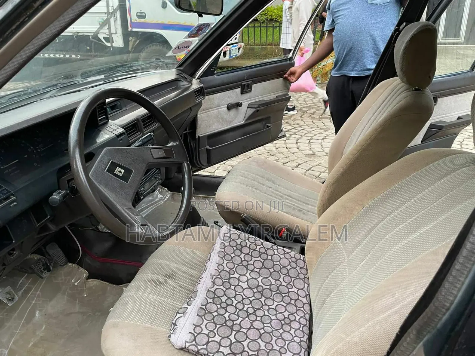 Toyota Corolla 1986 Brown