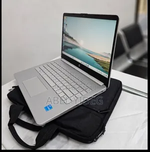 New Laptop HP Stream Notebook 16GB Intel Core I5 SSD 512GB