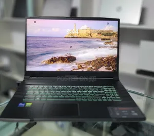 New Laptop MSI Crosshair 17 16GB Intel Core I7 SSD 512GB