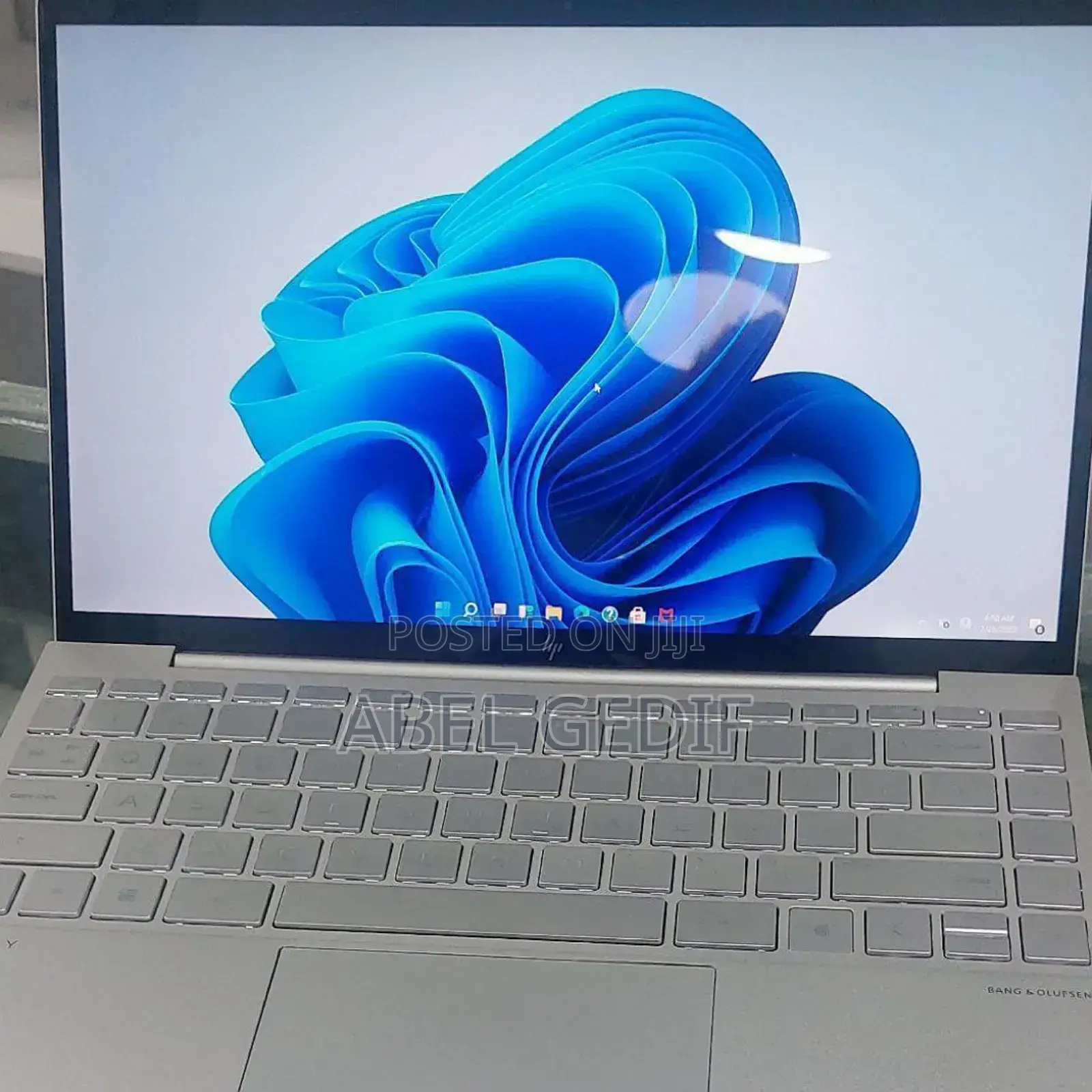 New Laptop HP Envy 13 8GB Intel Core I7 SSD 1T