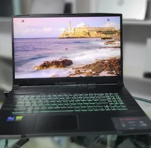 New Laptop MSI Crosshair 17 16GB Intel Core I7 SSD 512GB