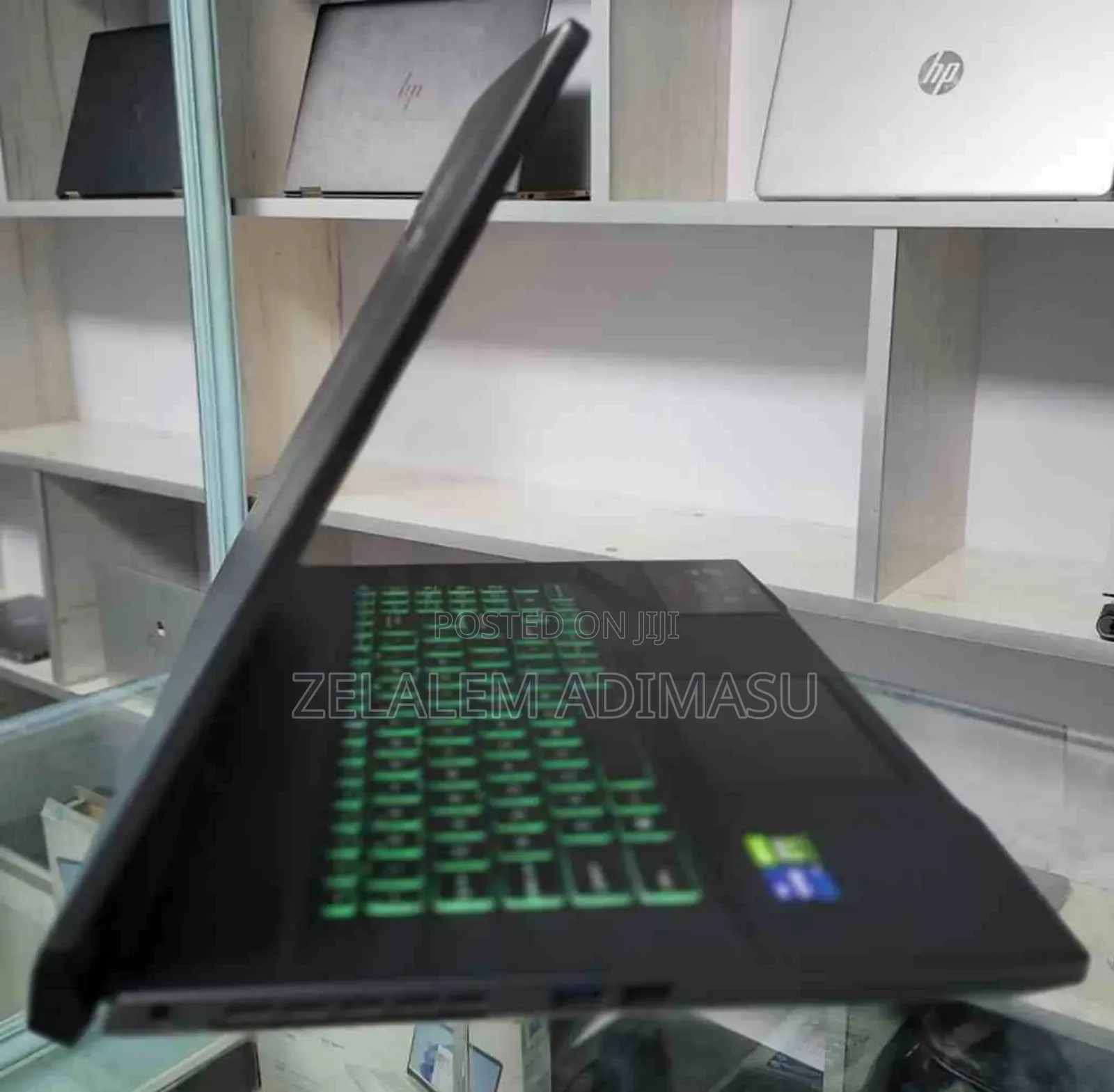 New Laptop MSI Crosshair 15 16GB Intel Core I7 SSD 512GB