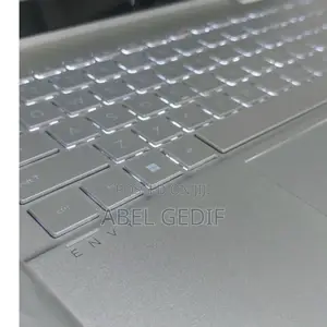 New Laptop HP Envy X360 8GB Intel Core I7 SSD 1T