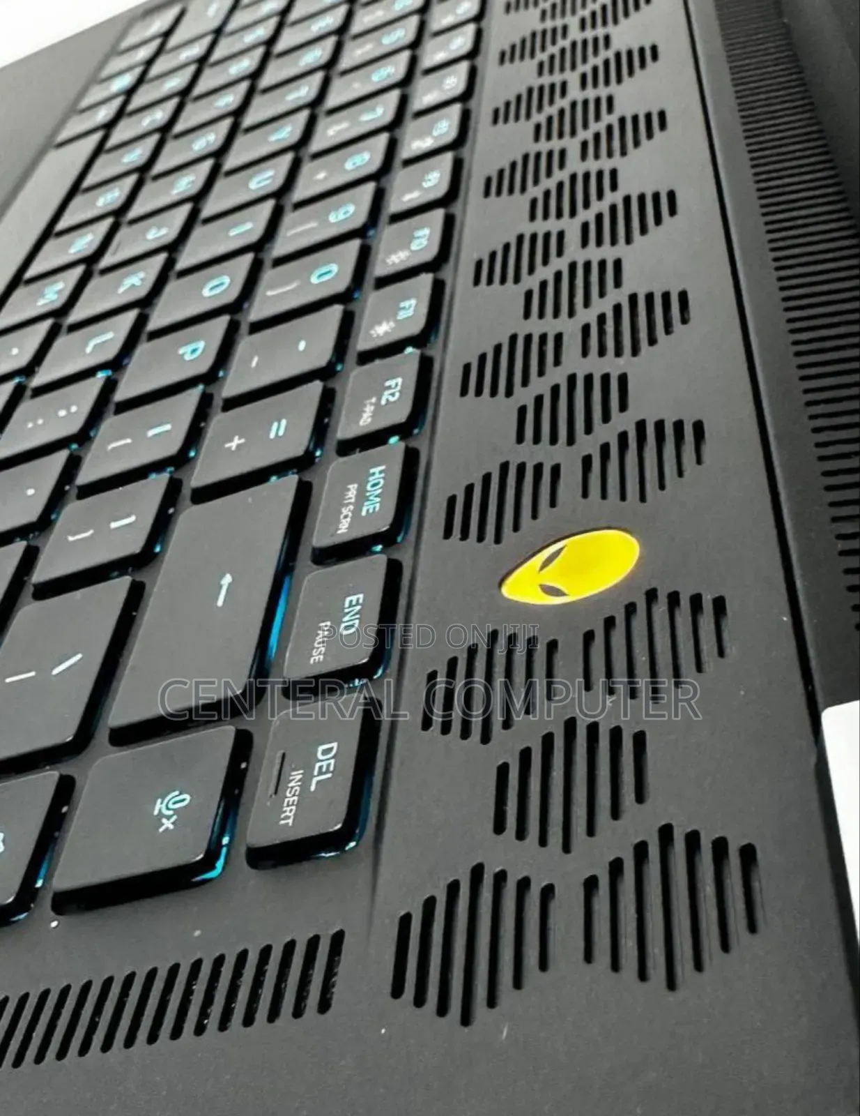 New Laptop Alienware M17x R2 32GB Intel Core I7 SSD 1T