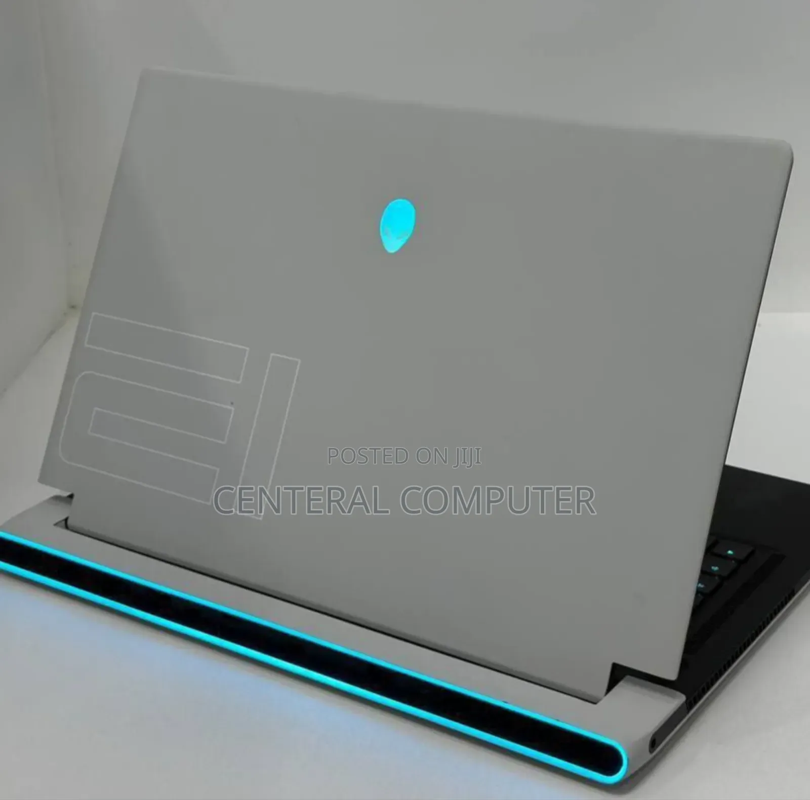 New Laptop Alienware M17x R2 32GB Intel Core I7 SSD 1T