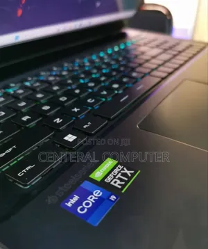 New Laptop MSI GE63VR 7RE Raider 32GB Intel Core I9 SSD 2T