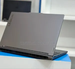 New Laptop Lenovo Legion Y740 16GB Intel Core I7 SSD 1T