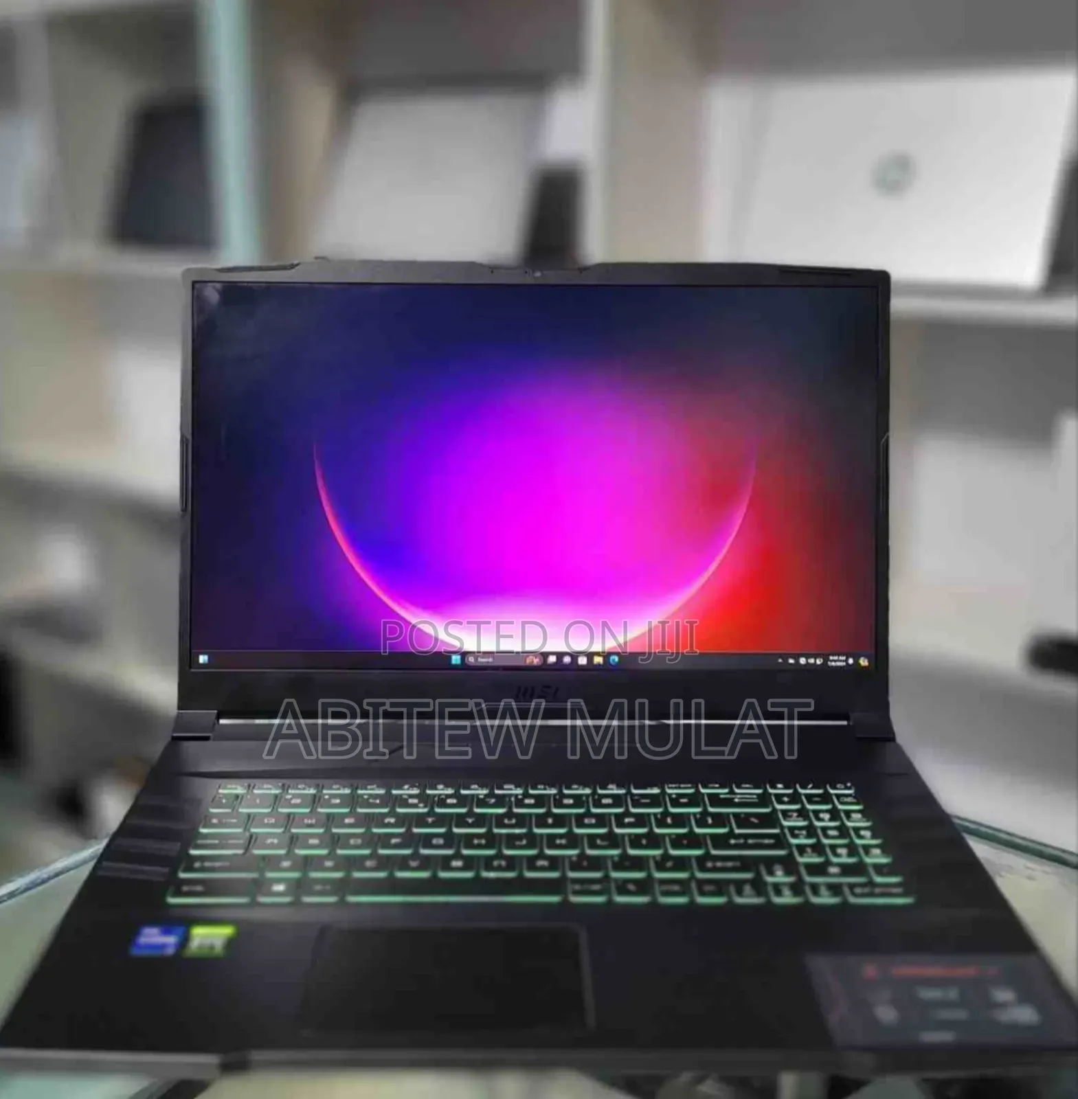 New Laptop MSI Crosshair 17 16GB Intel Core I7 SSD 512GB