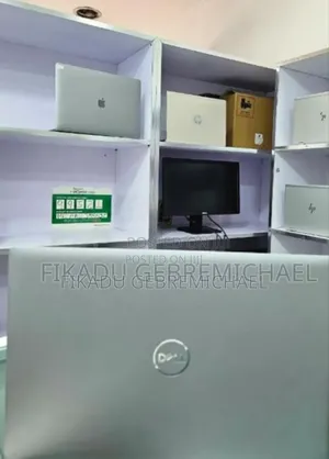 New Laptop Dell Latitude 5540 16GB Intel Core i7 SSD 512GB