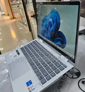 New Laptop HP Envy X360 8GB Intel Core i5 SSD 512GB