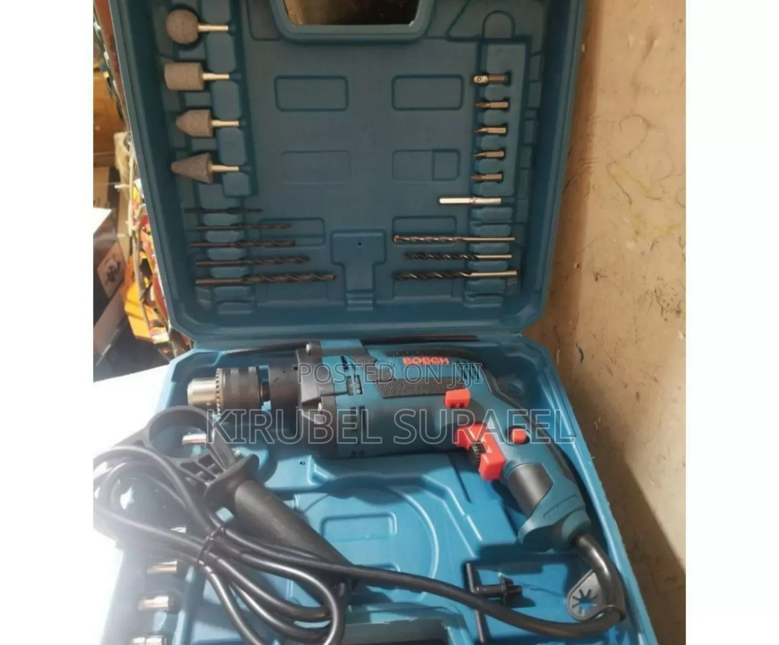 Drill With Accesories