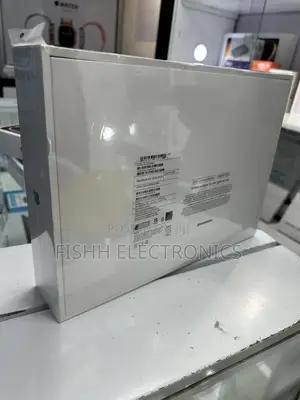 New Laptop Apple MacBook Air 2024 M3 13-Inch 8GB Apple M3 SSD 256GB