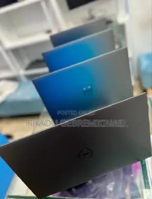 New Laptop Dell XPS 15 32GB Intel Core i7 SSD 512GB