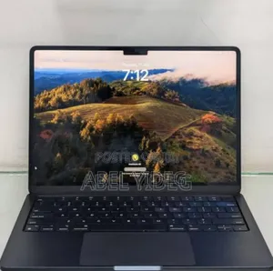 Photo - New Laptop Apple MacBook Air 2022 M2 8GB Apple M2 SSD 256GB