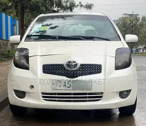 Toyota Yaris 1.3 VVT-i Automatic 2008 White
