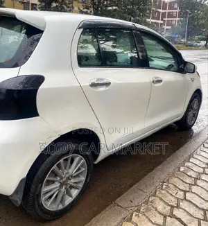 Toyota Yaris 1.3 VVT-i Automatic 2008 White