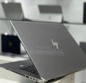 New Laptop HP ZBook Studio G5 16GB Intel Core i7 SSD 512GB