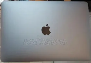 New Laptop Apple MacBook Pro 2017 16GB Intel Core i5 SSD 512GB