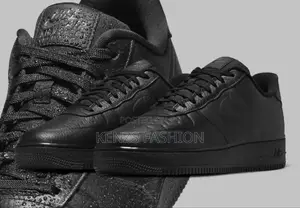Black Nike Air Force