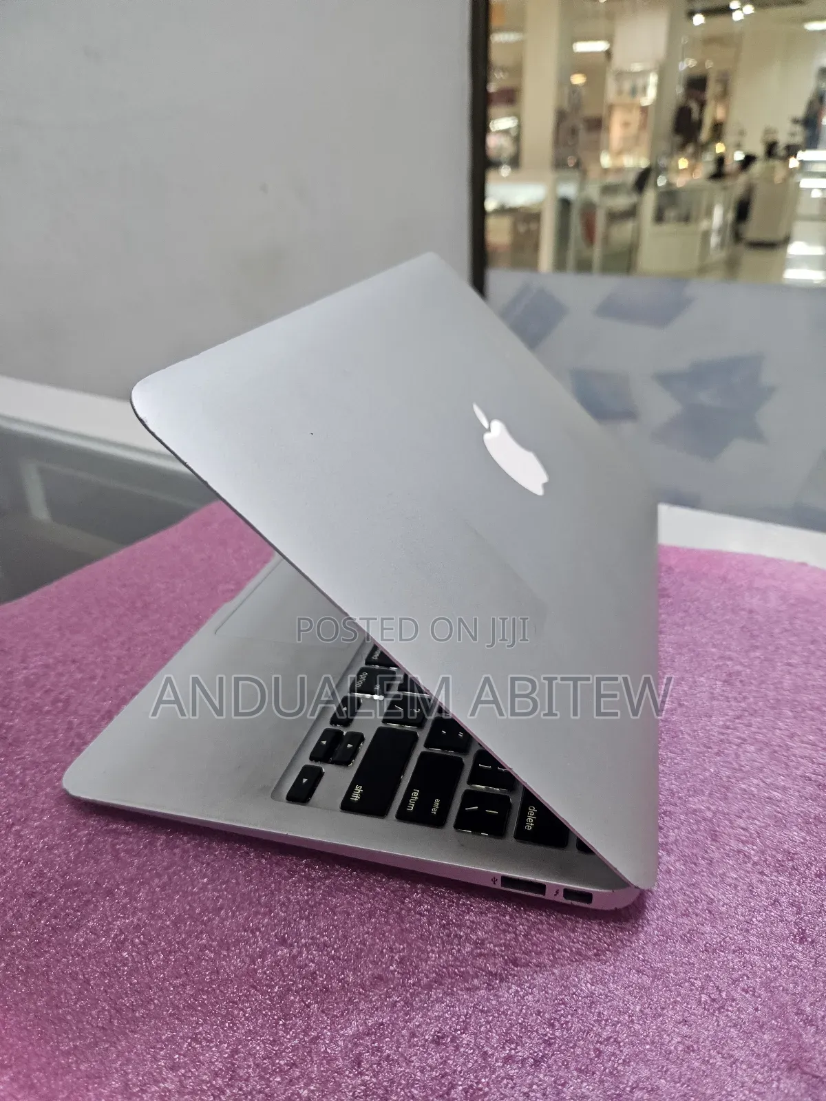 New Laptop Apple MacBook Air 2015 4GB Intel Core I5 SSD 128GB