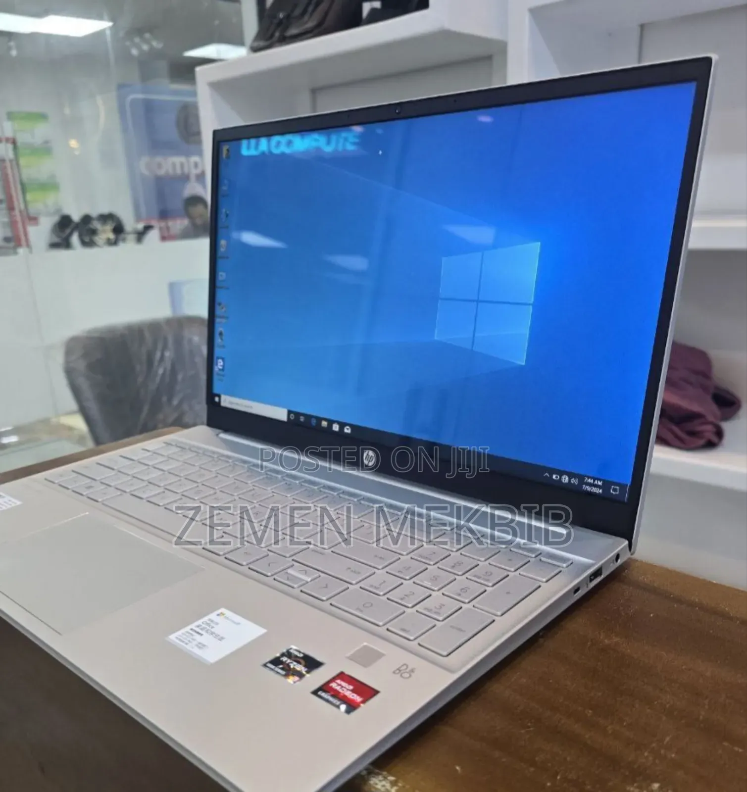 New Laptop HP Pavilion 15 16GB AMD Ryzen 3 SSD 512GB