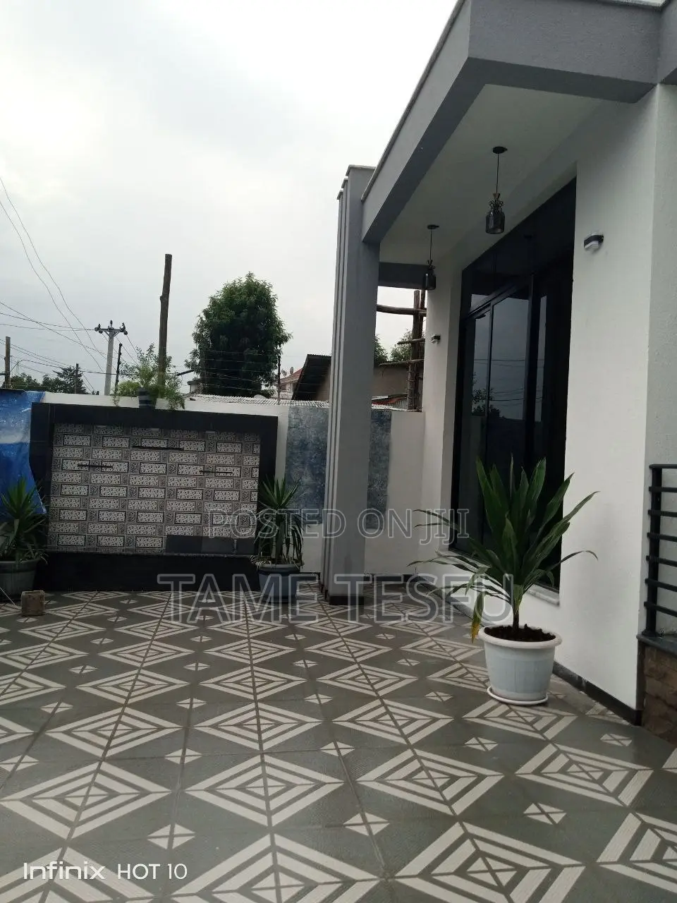Furnished 4bdrm House in Jakiros, Bole for sale