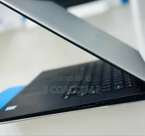 New Laptop Dell 16GB Intel Core I7 SSD 512GB