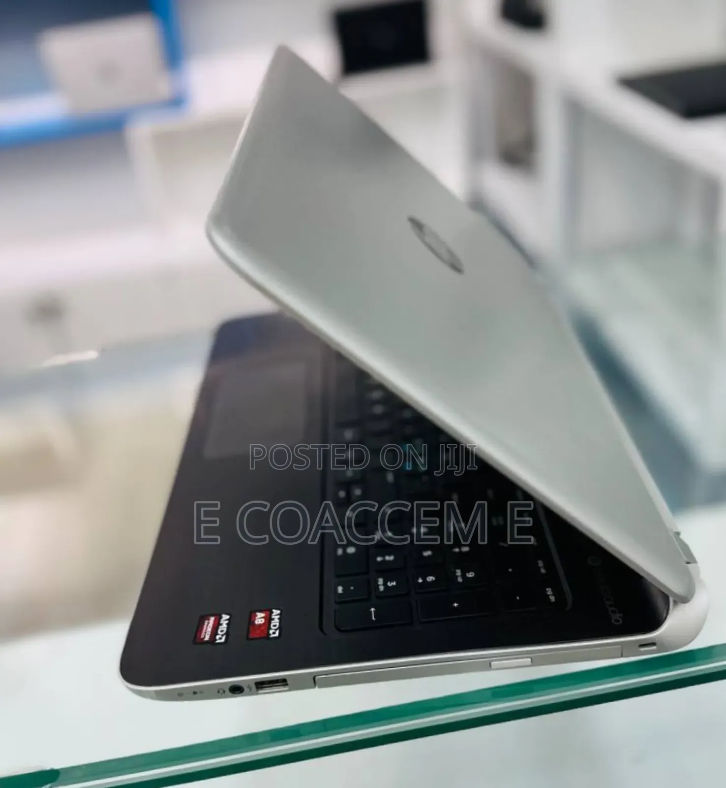 New Laptop Dell 8GB AMD A8 HDD 1T