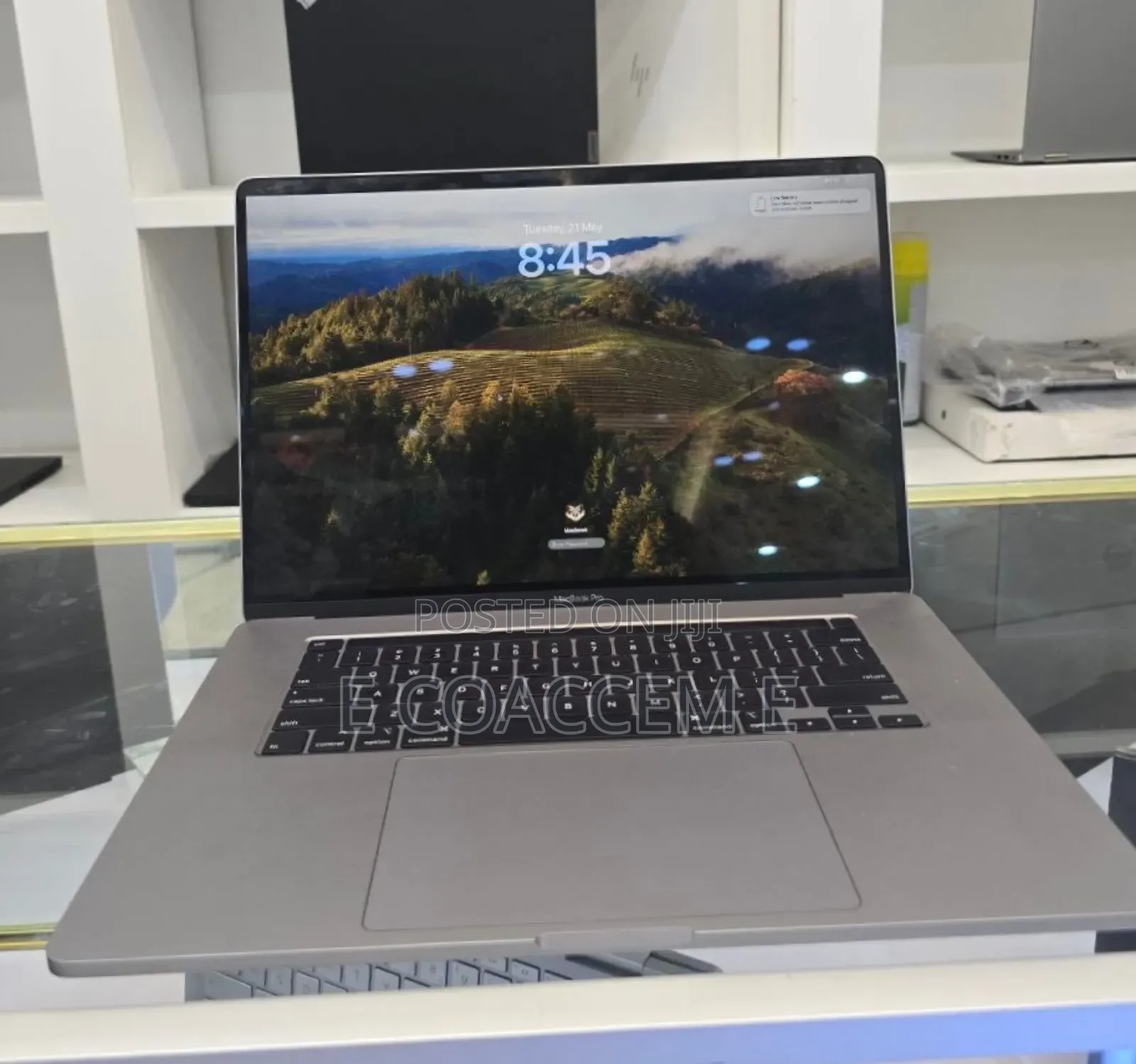 New Laptop Apple MacBook Pro 32GB Intel Core I9 SSD 1T