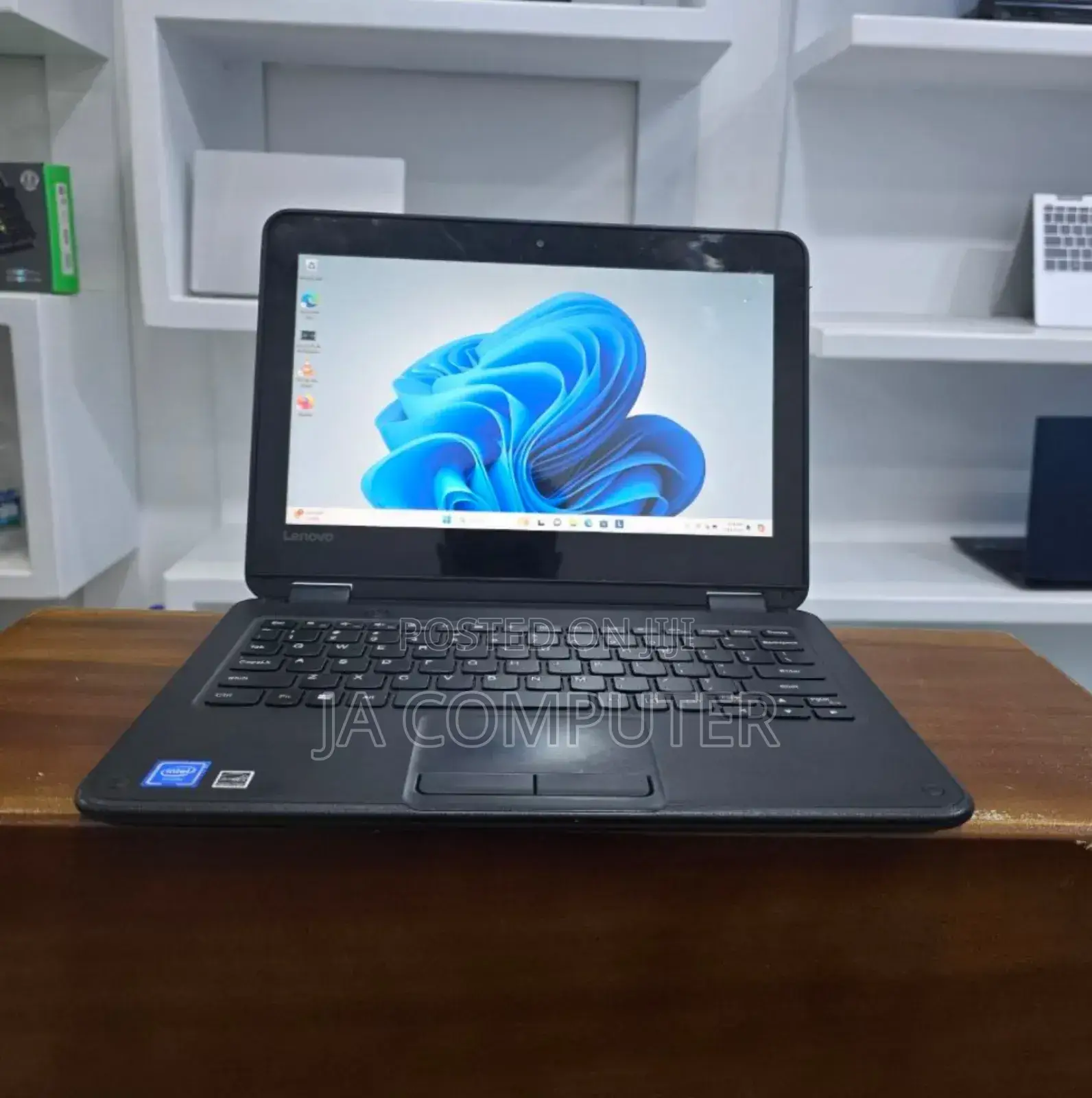 New Laptop Lenovo Miix 3 4GB Intel Celeron SSD 256GB