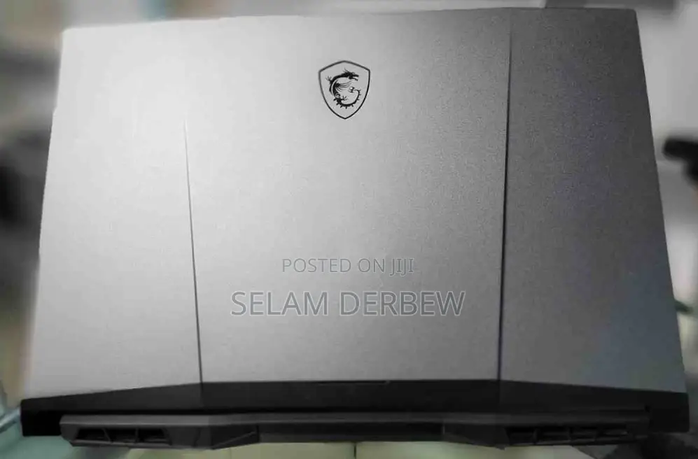 New Laptop MSI Crosshair 17 16GB Intel Core I7 SSD 512GB