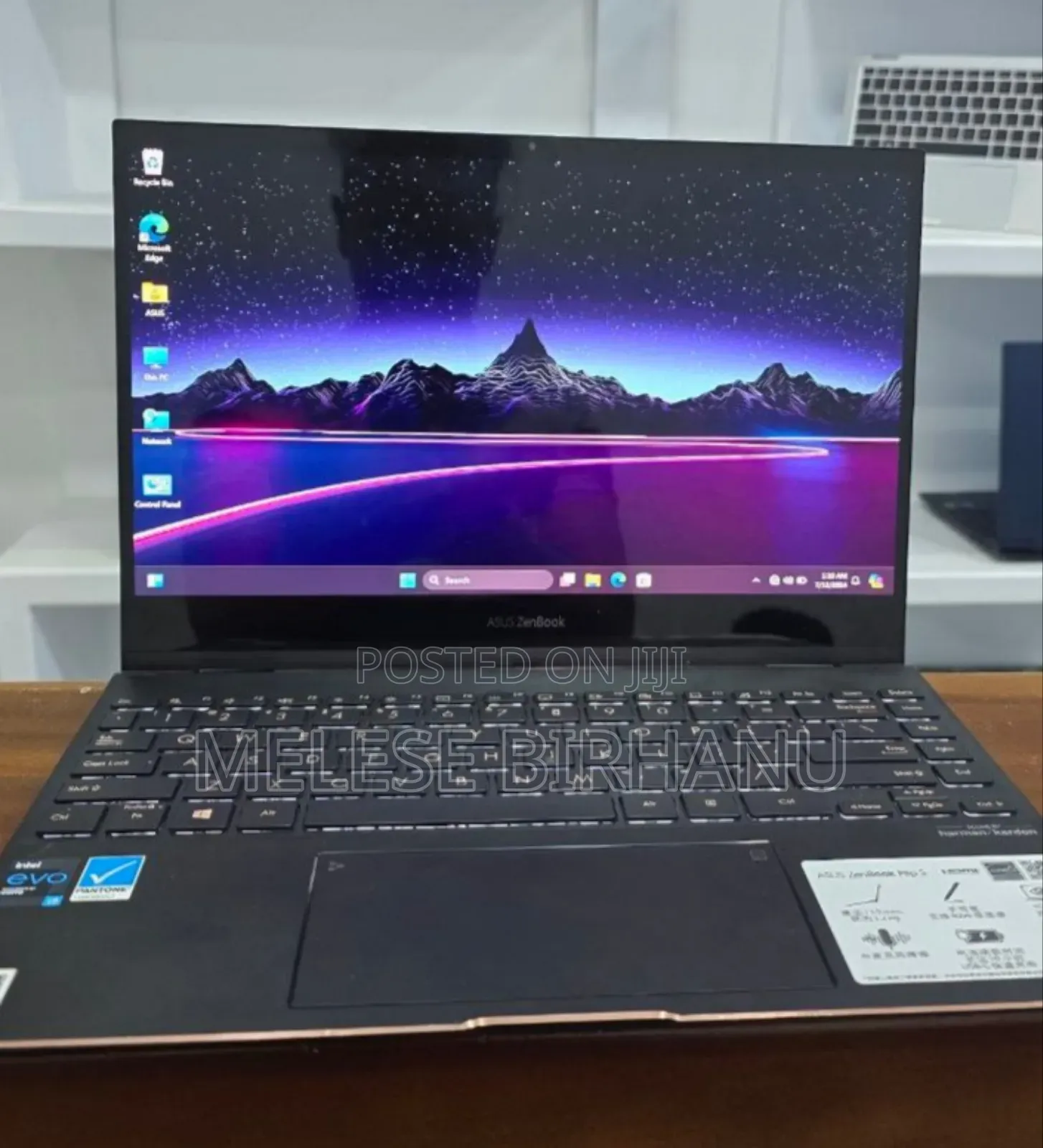 New Laptop Asus ZenBook Flip 14 UX461UA 16GB Intel Core I7 SSD 1T