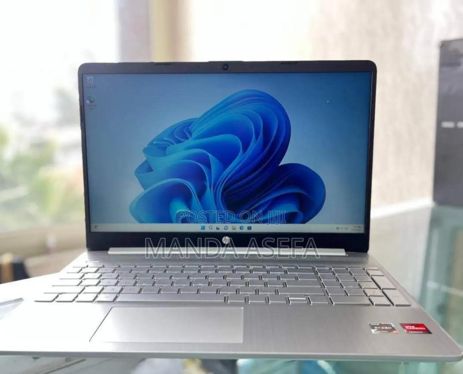 New Laptop HP Stream Notebook 8GB AMD Ryzen 5 SSD 256GB