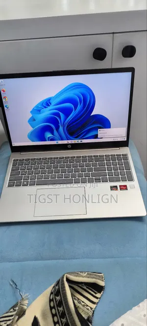 New Laptop HP Stream Notebook 8GB AMD Ryzen 5 SSD 512GB