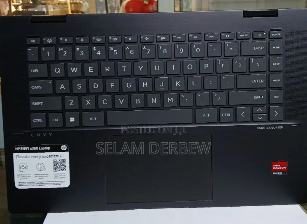 New Laptop HP Envy X360 8GB AMD Ryzen 5 SSD 512GB