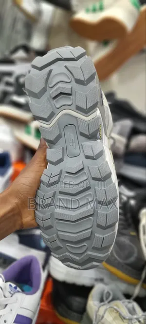 Skechers "MEMORY FOAM " Master Quality