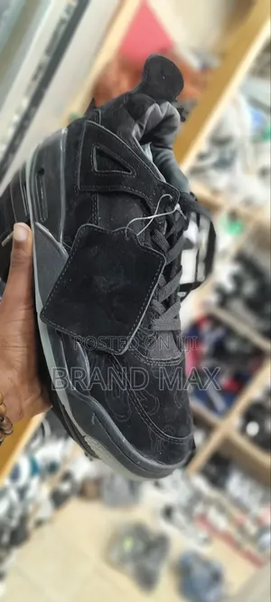 Photo - KAWS Air Jordan 4 Master Quality