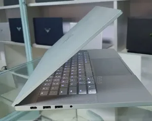 Photo - New Laptop Razer Blade 16GB Intel Core I7 SSD 512GB