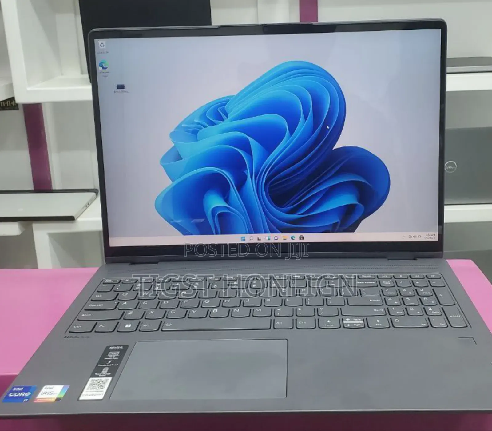 New Laptop Lenovo Flex 5 16GB Intel Core I7 SSD 512GB