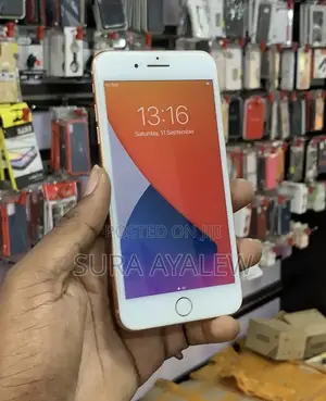 Apple iPhone 8 Plus 64 GB Gold