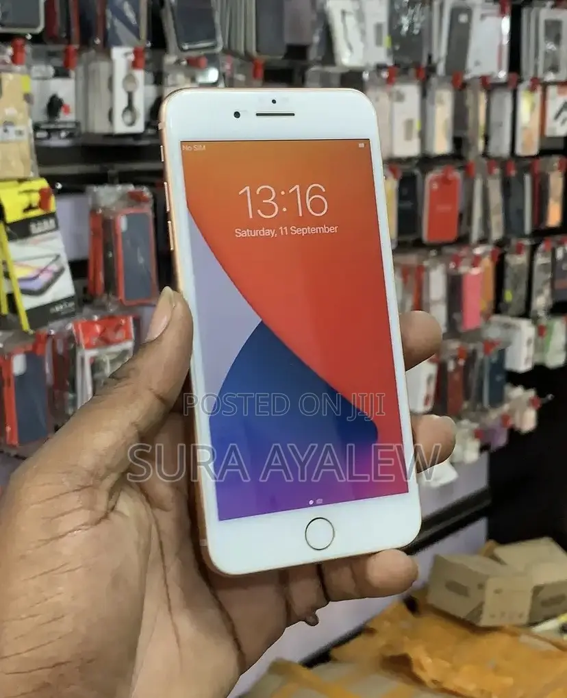 Apple iPhone 8 Plus 64 GB Gold