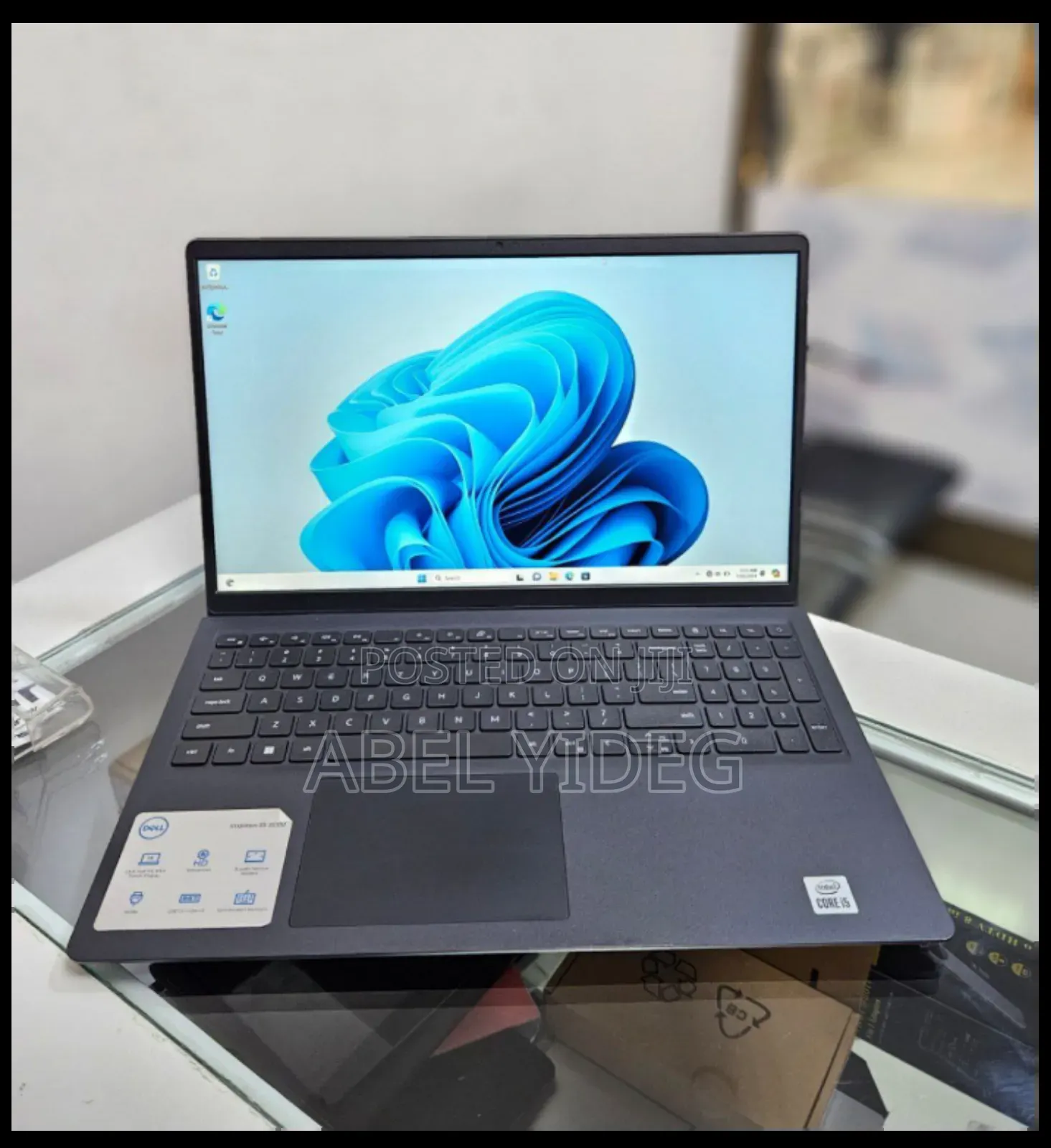 New Laptop Dell Inspiron 15 8GB Intel Core I5 SSD 256GB