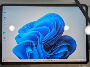 New Laptop HP Pavilion 15-Cs3063cl 16GB Intel Core I5 SSD 512GB