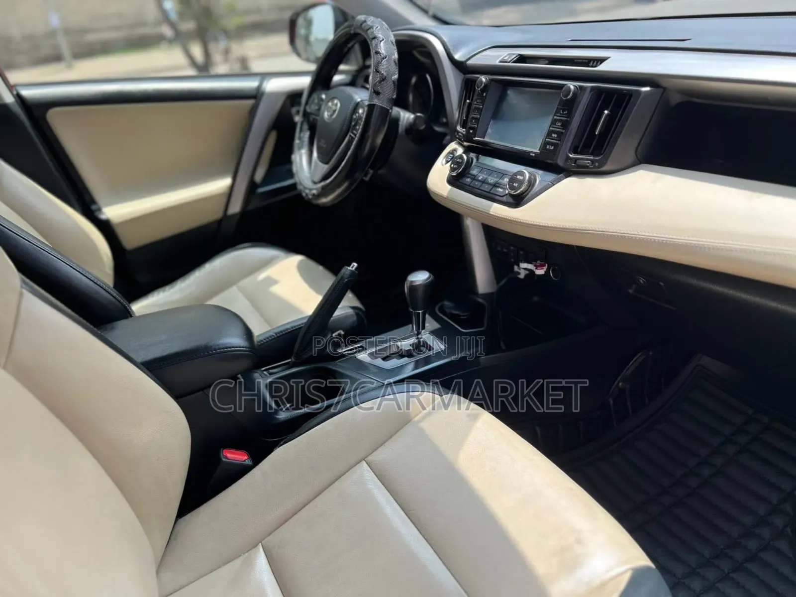 Toyota RAV4 2018 Burgundy