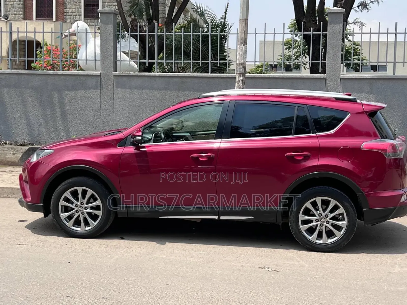Toyota RAV4 2018 Burgundy