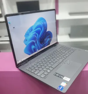 New Laptop Lenovo IdeaPad Flex 15 16GB Intel Core I7 SSD 512GB